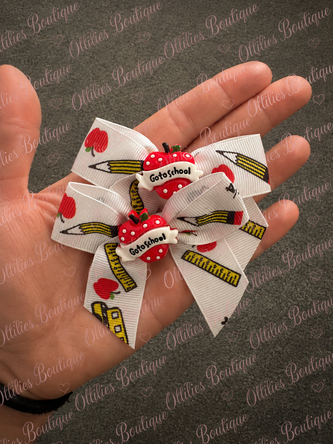Go to school 2PCS hair clip bows