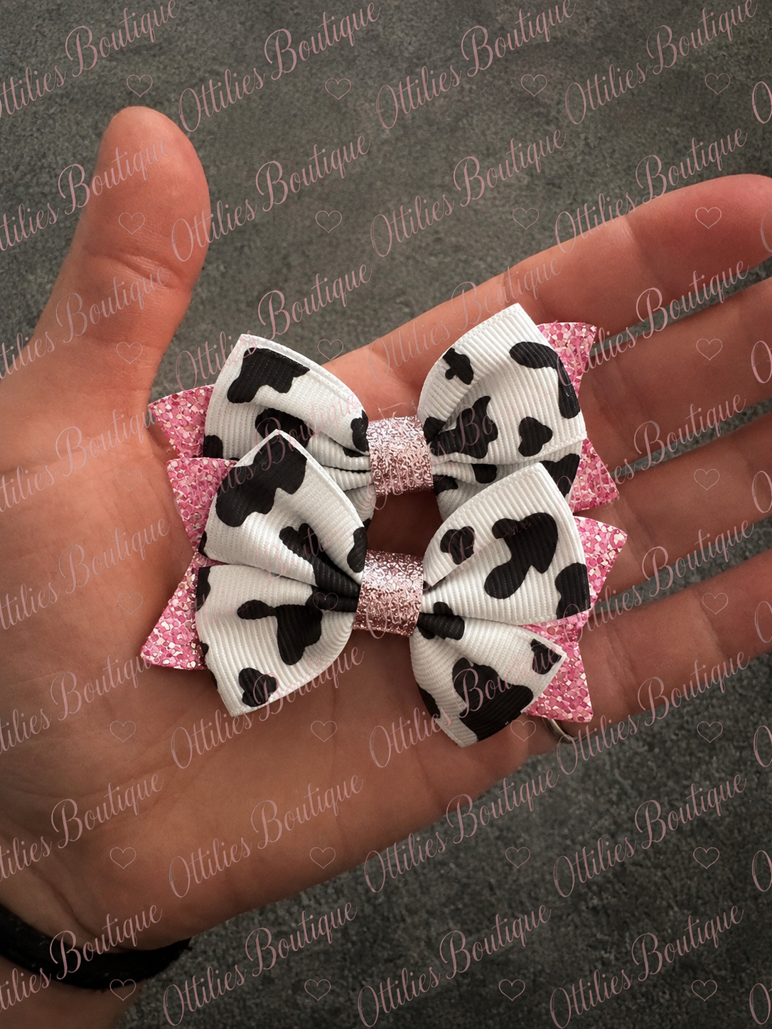 2PCS moo cow print with pink sparkles